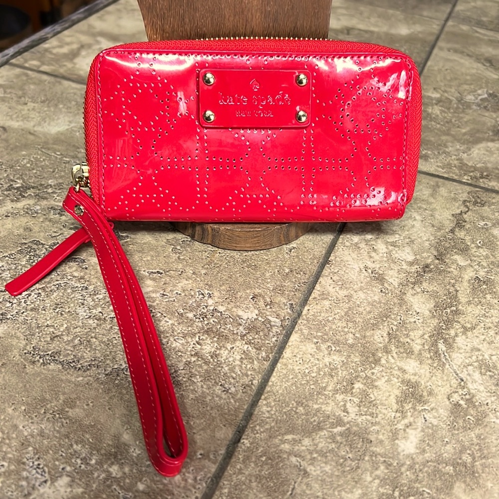 Kate spade red heart perforated wallet wristlet